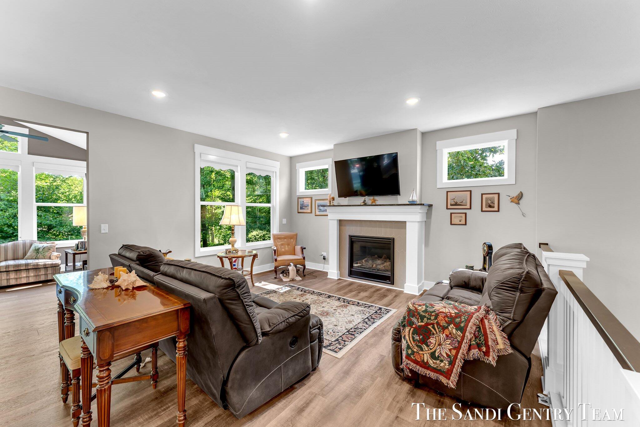 17952 Spring Tree Court Spring Lake, MI 49456 - Photo 19 of 57 20-AIV00206