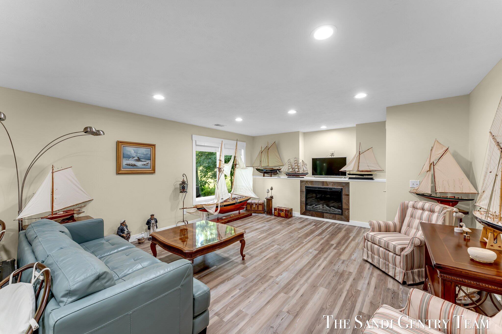 17952 Spring Tree Court Spring Lake, MI 49456 - Photo 42 of 57 36-AIV00056