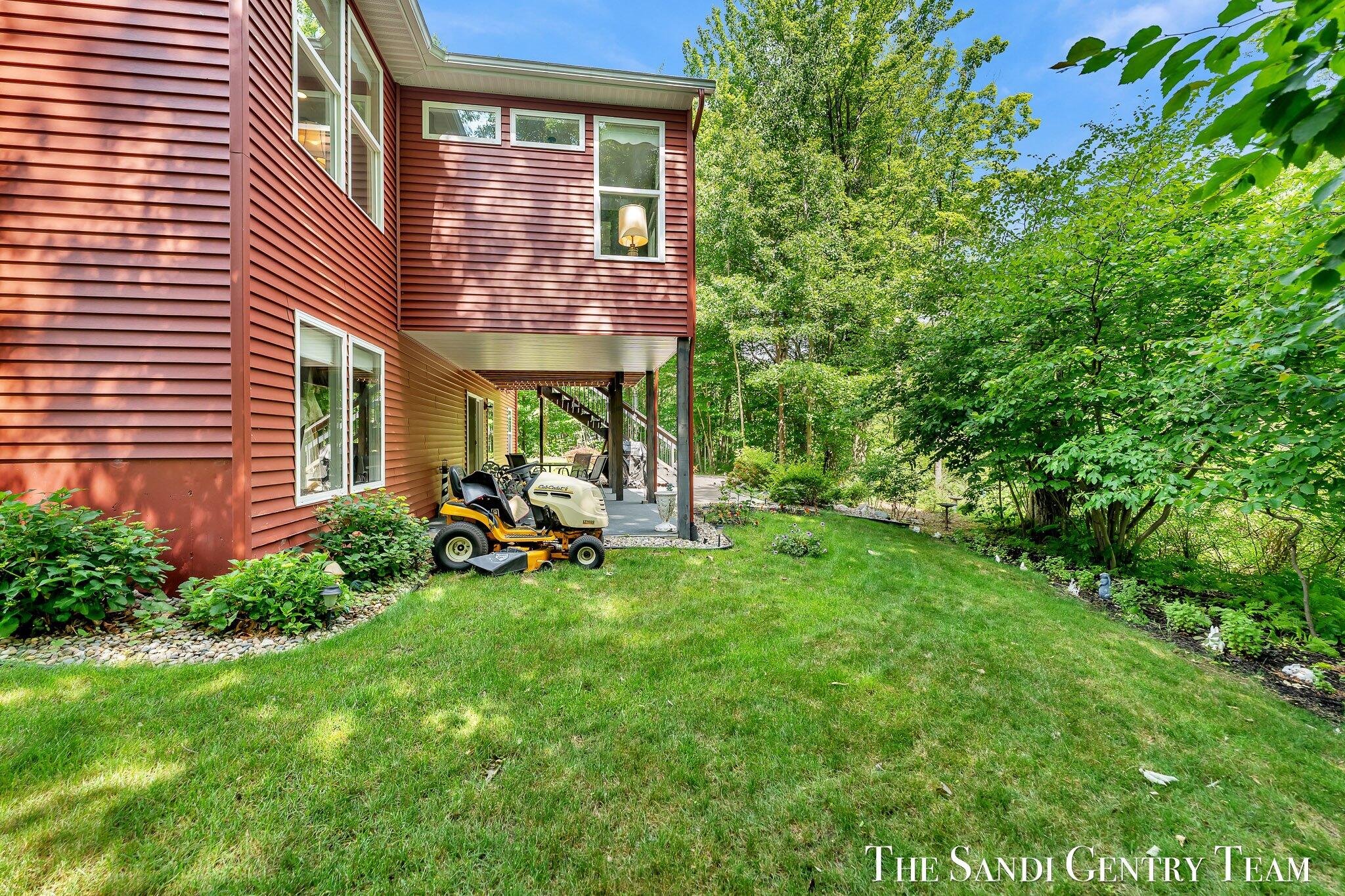 17952 Spring Tree Court Spring Lake, MI 49456 - Photo 52 of 57 52-AIV00302