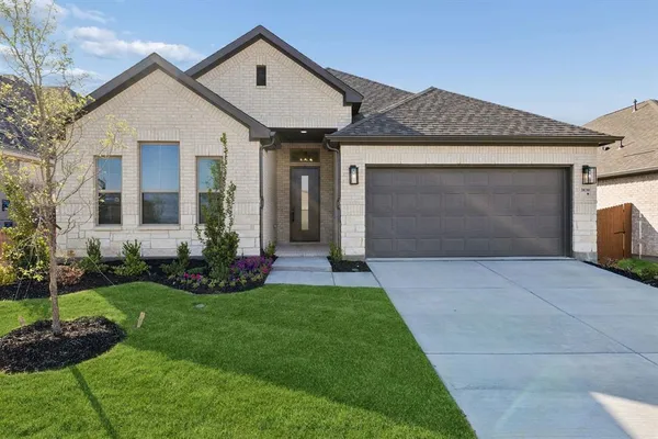 $374,000 | 3830 Belleview Place, Crandall, TX 75114