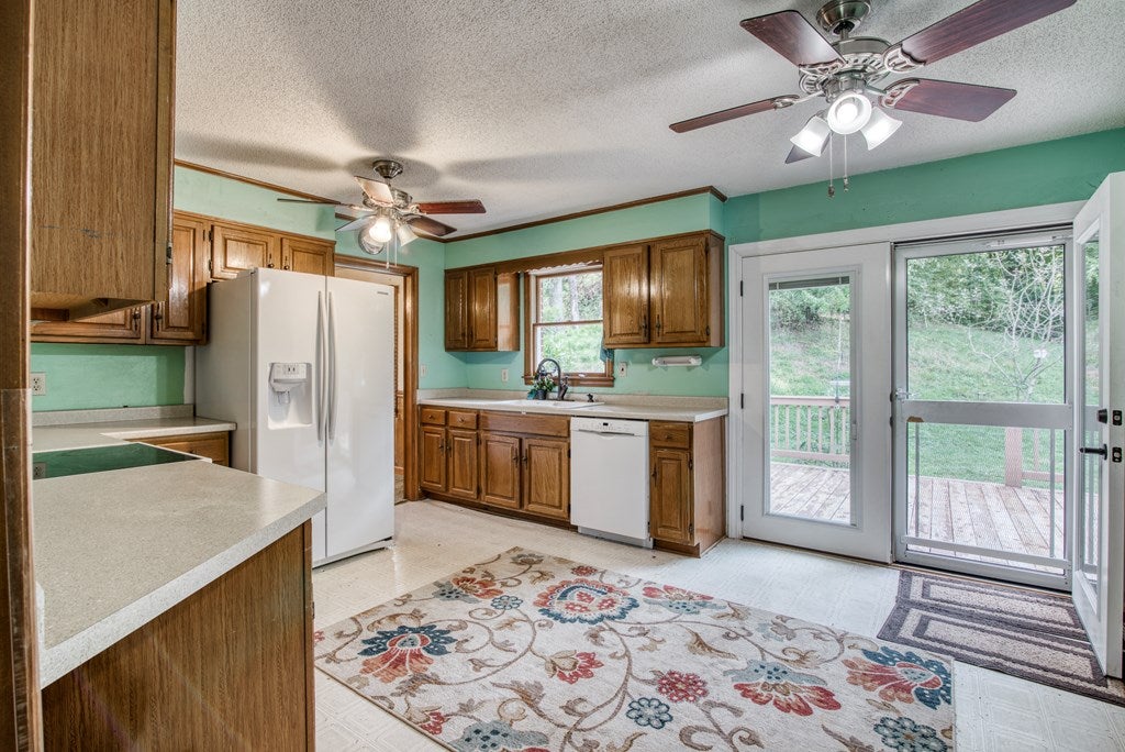 12361 Chip Ridge Road Abingdon, VA 24210 - Photo 13 of 33 Gallery Image 13