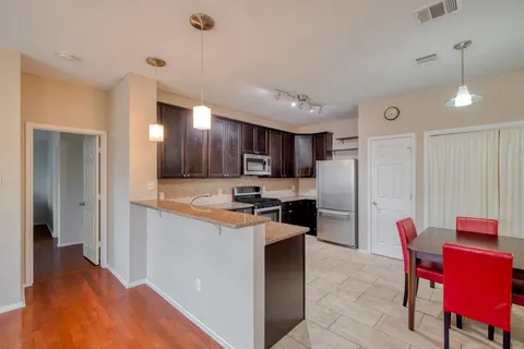 $265,000 | 16100 South Great Oaks Drive, Unit 901, Round Rock, TX 78681