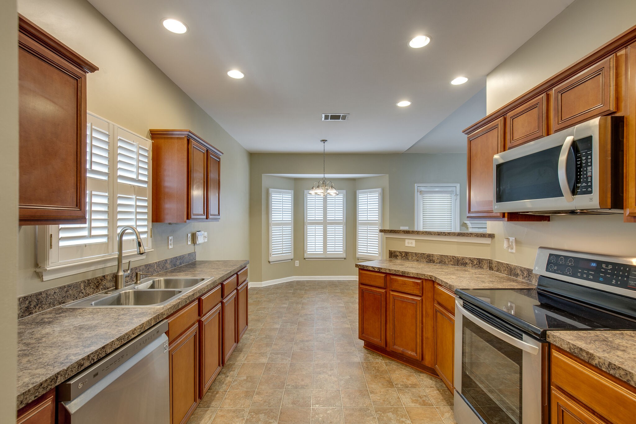 2007 Fiona Way Spring Hill, TN 37174 - Photo 7 of 22 Gallery Image 7