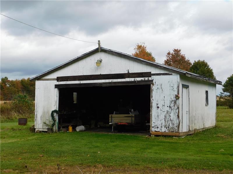 995 Vernon Road Greenville, PA 16125 - Photo 3 of 10 detached garage