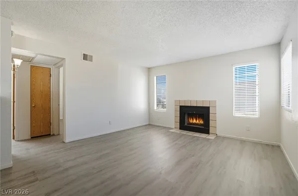 $1,100 | 4181 Terrestrial Drive, Unit 120, Las Vegas, NV 89115