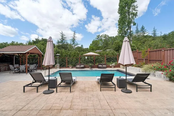 $2,390,000 | 227 Theodor Lane, Sonoma, CA 95476