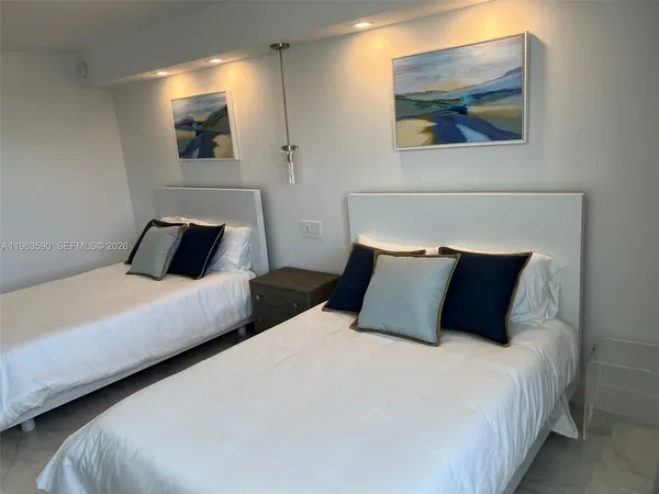 $8,000 | 100 Lincoln Road, Unit 1548, Miami Beach, FL 33139