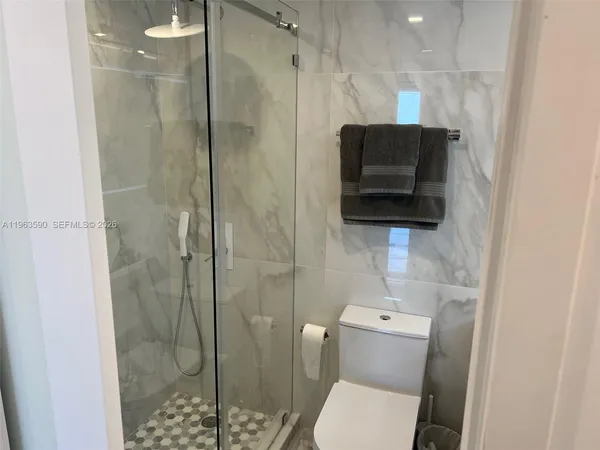 $8,000 | 100 Lincoln Road, Unit 1548, Miami Beach, FL 33139