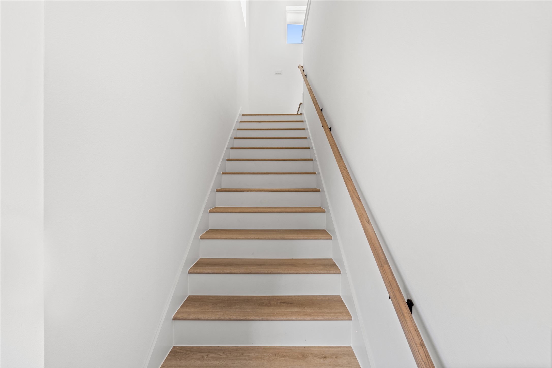 113 Milby Street Houston, TX 77003 - Photo 8 of 38 a view of entryway