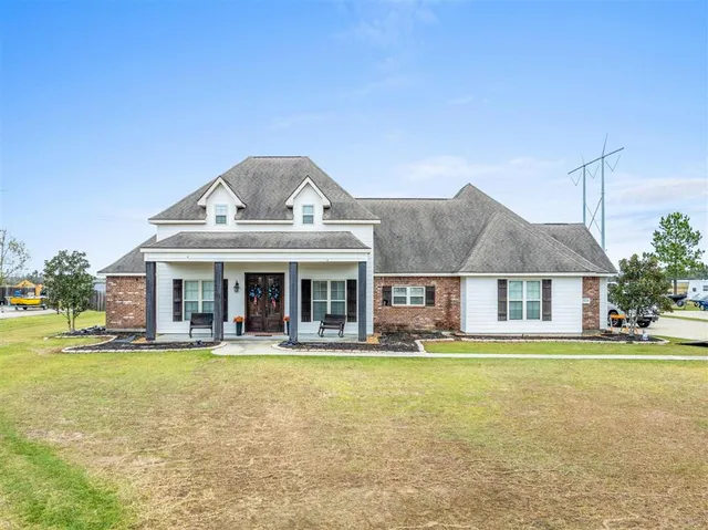 $515,000 | 1628 Deerfield Drive, Lake Charles, LA 70611