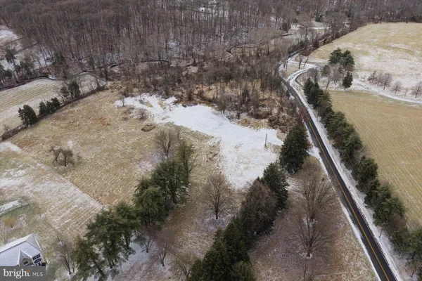$1,400,000 | 152 Thompson Mill Road, Newtown, PA 18940