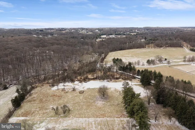 a view of a backyard of a house