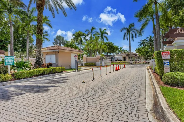 $363,000 | 2641 Southwest 83rd Terrace, Unit 104, Miramar, FL 33025