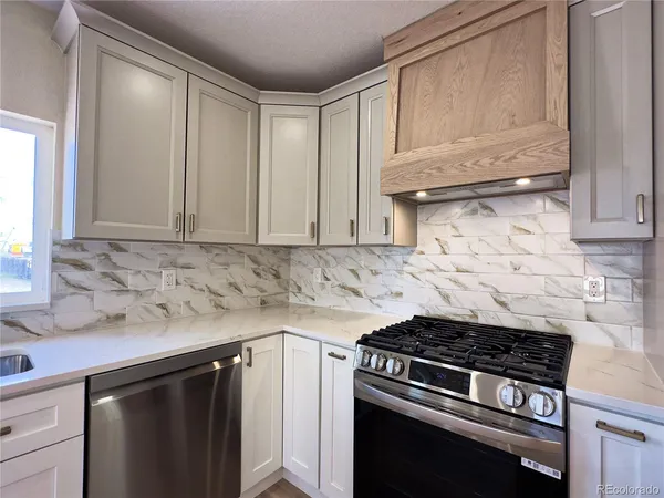 $510,000 | 8071 Jasmine Street, Dupont, CO 80024