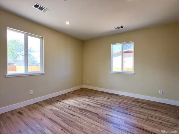 $510,000 | 8071 Jasmine Street, Dupont, CO 80024