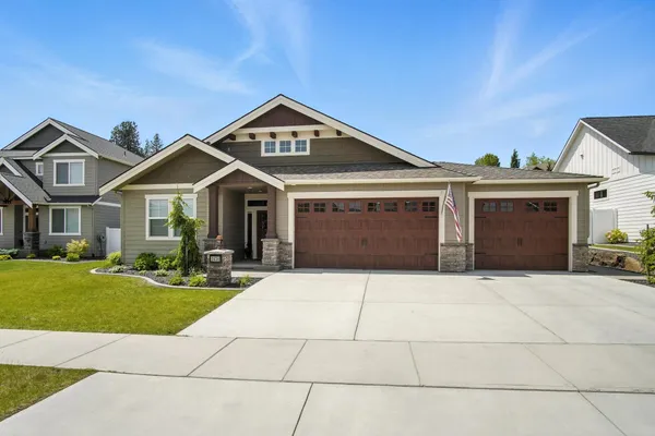 $649,900 | 2630 South Fairmont Estates Drive, Greenacres, WA 99016
