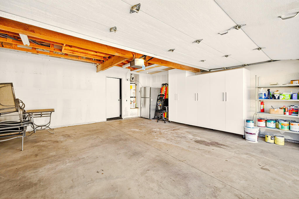 38019 Crocus Lane Palm Desert, CA 92211 - Photo 28 of 28 a view of an empty room