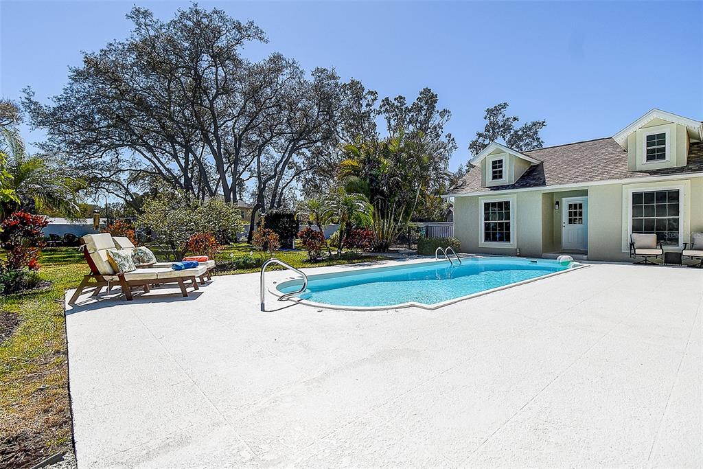 1607 Gulf Road Tarpon Springs, FL 34689 - Photo 51 of 86 Gallery Image 51