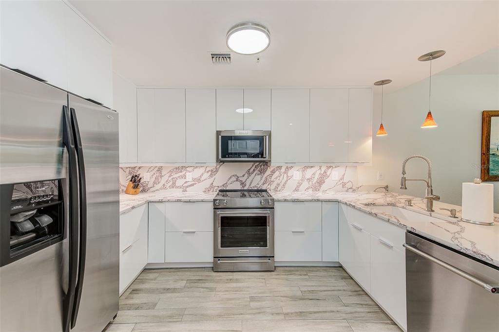 217 18th Avenue Indian Rocks Beach, FL 33785 - Photo 15 of 55