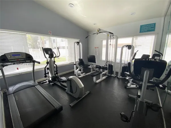 $1,850 | Country Club of Miami, Hialeah, FL 33015