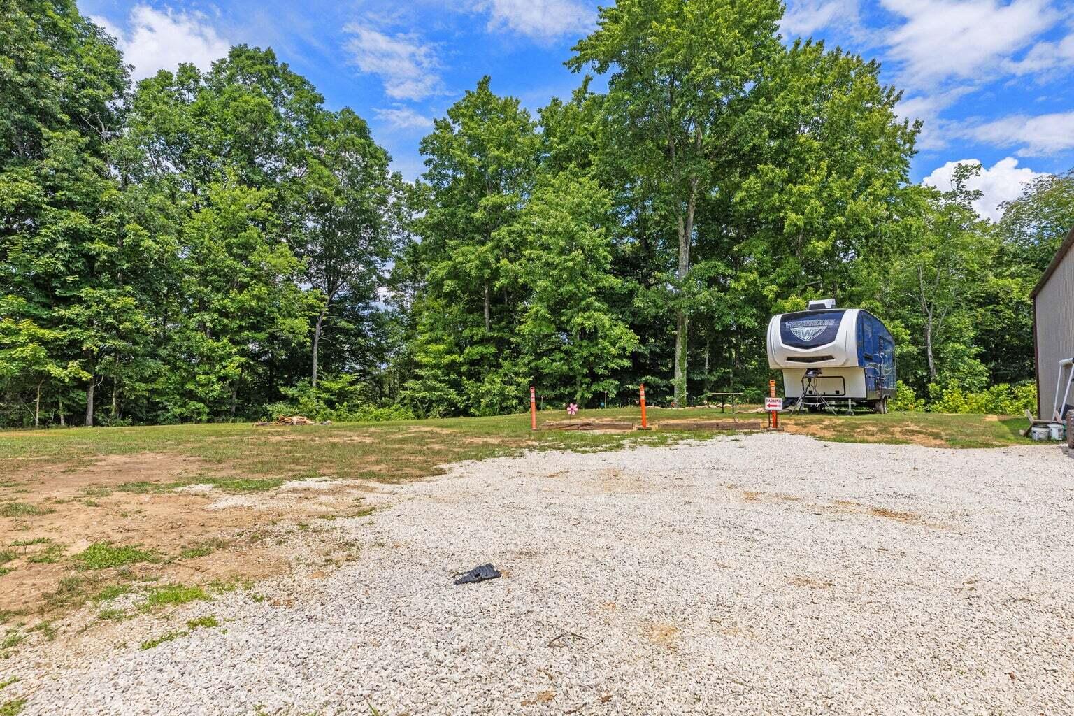 4743 Shoemaker Ridge Zoe, KY 41397 - Photo 5 of 55 20240714215052378587000000-o