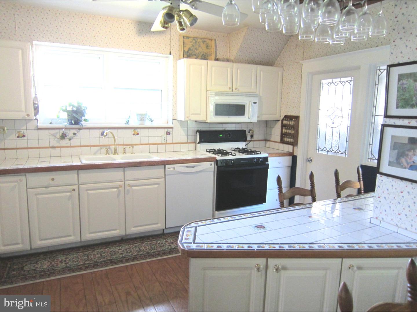 420 Newbold Road Jenkintown, PA 19046 - Photo 12 of 25 Kitchen