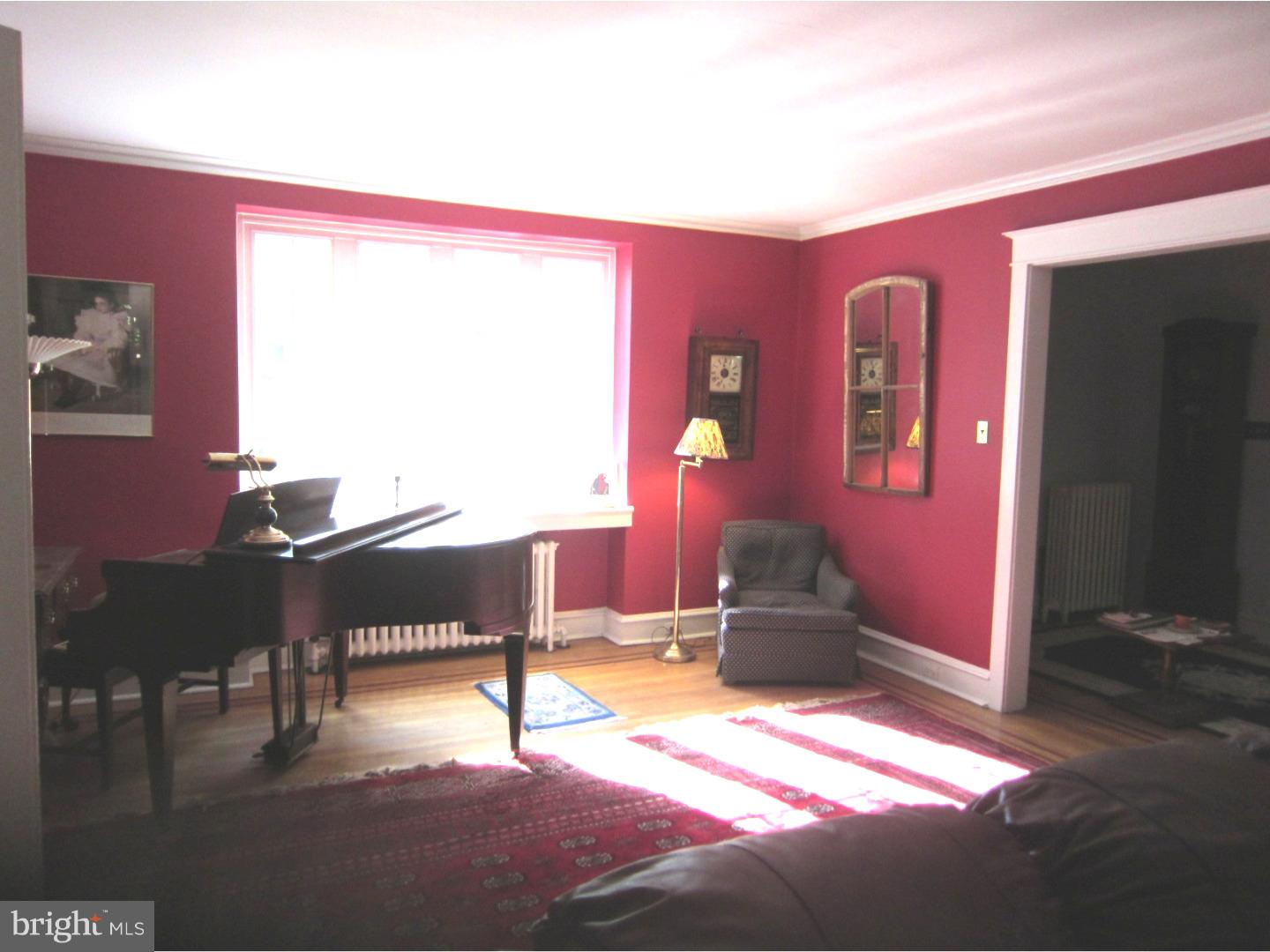 420 Newbold Road Jenkintown, PA 19046 - Photo 6 of 25 Living Room