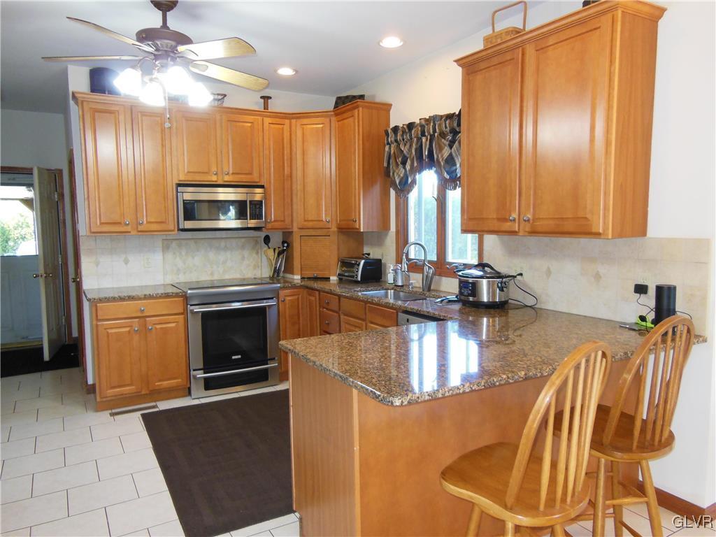 4779 Aziza Road New Tripoli, PA 18066 - Photo 9 of 38 Gallery Image 9