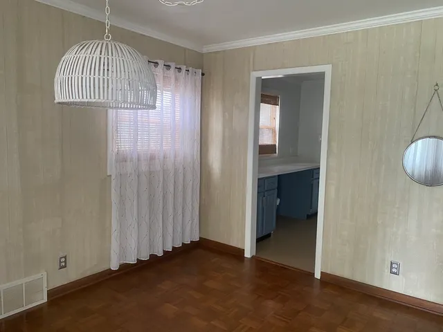 $149,000 | 308 South 5th Avenue, Streator, IL 61364