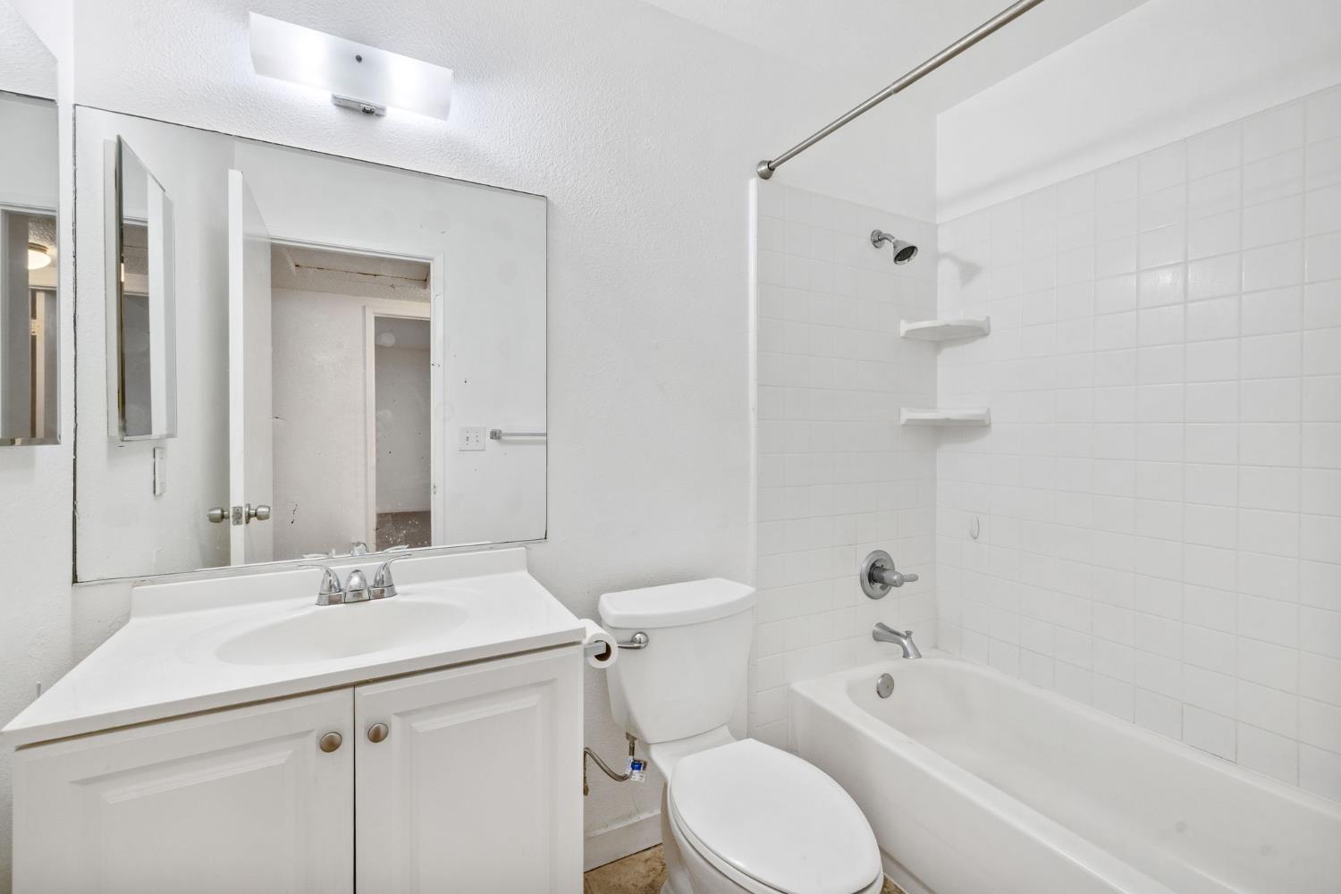 6860 Concert Way Sacramento, CA 95842 - Photo 17 of 45