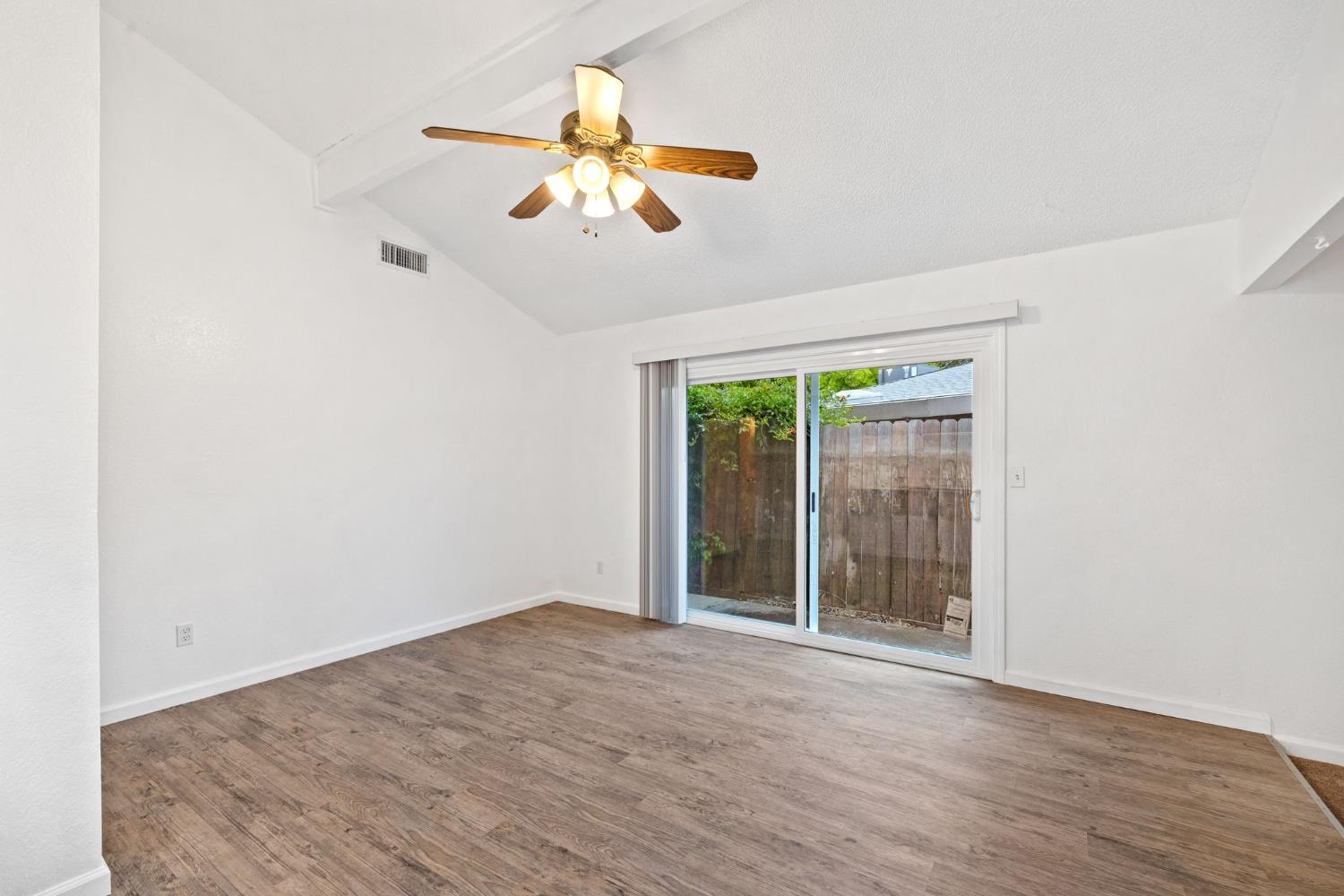 6860 Concert Way Sacramento, CA 95842 - Photo 29 of 45