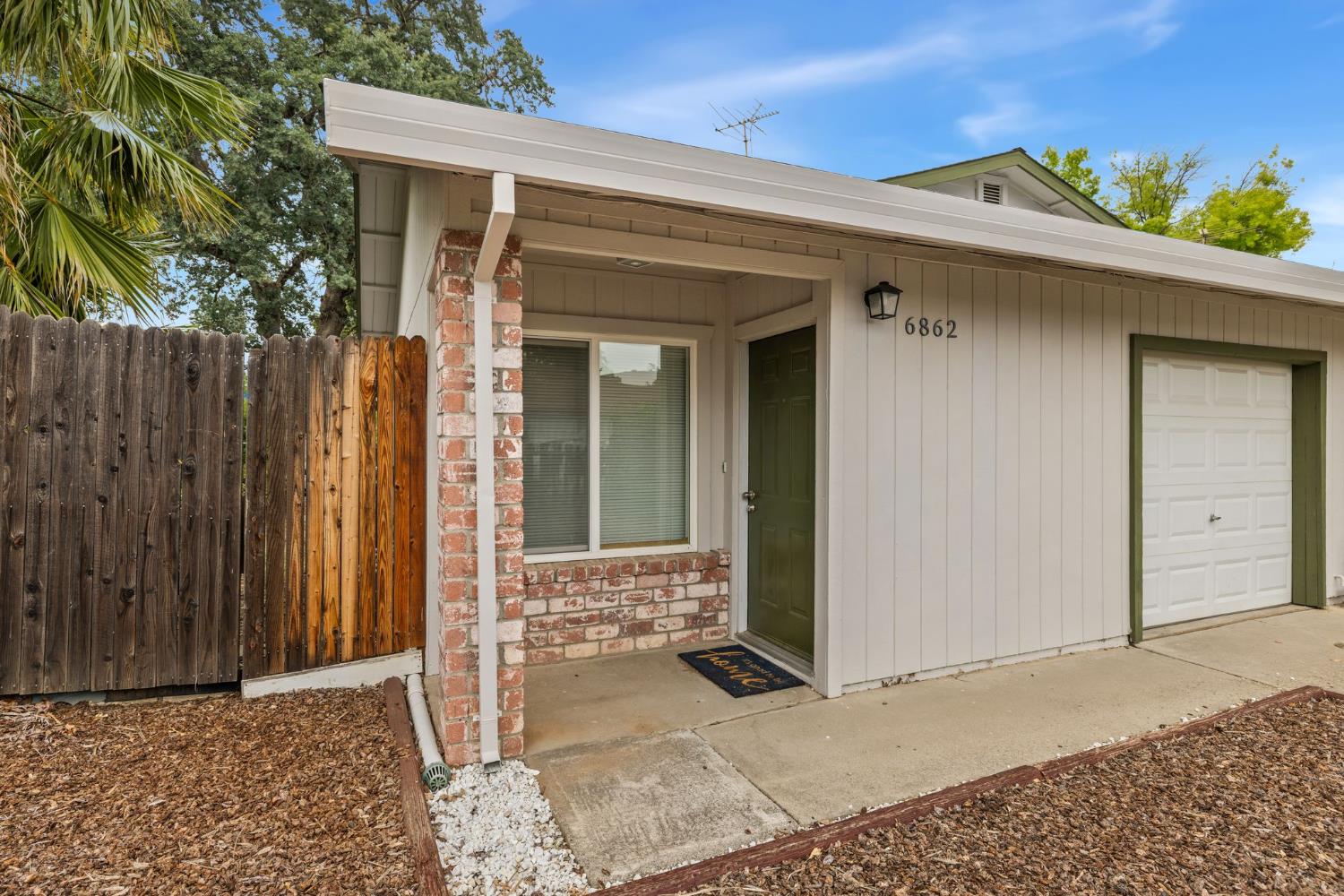6860 Concert Way Sacramento, CA 95842 - Photo 3 of 45