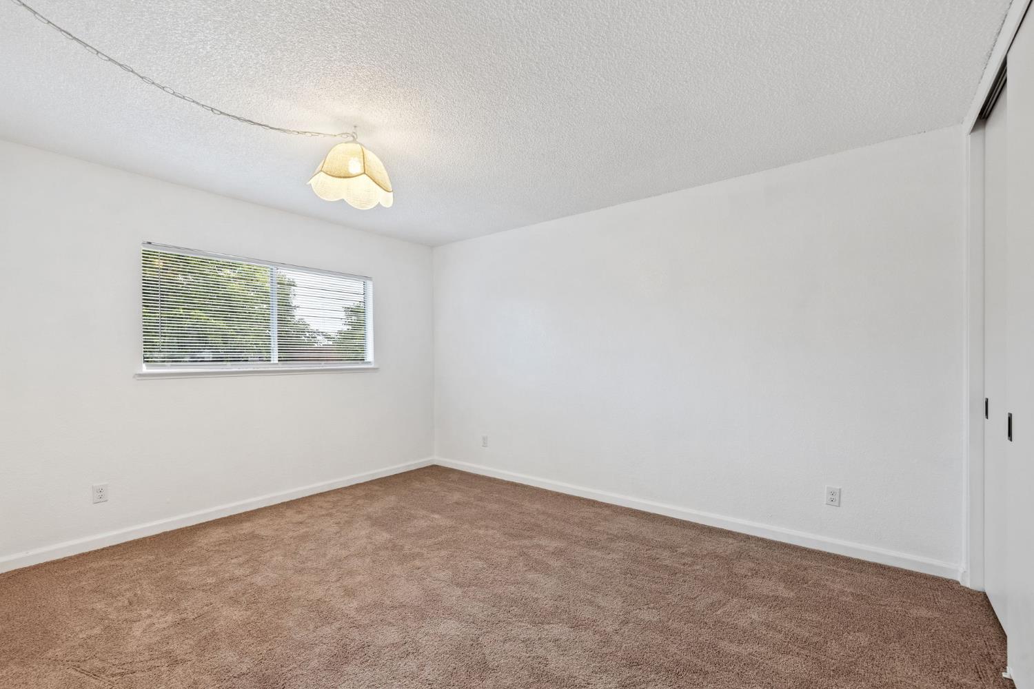 6860 Concert Way Sacramento, CA 95842 - Photo 33 of 45
