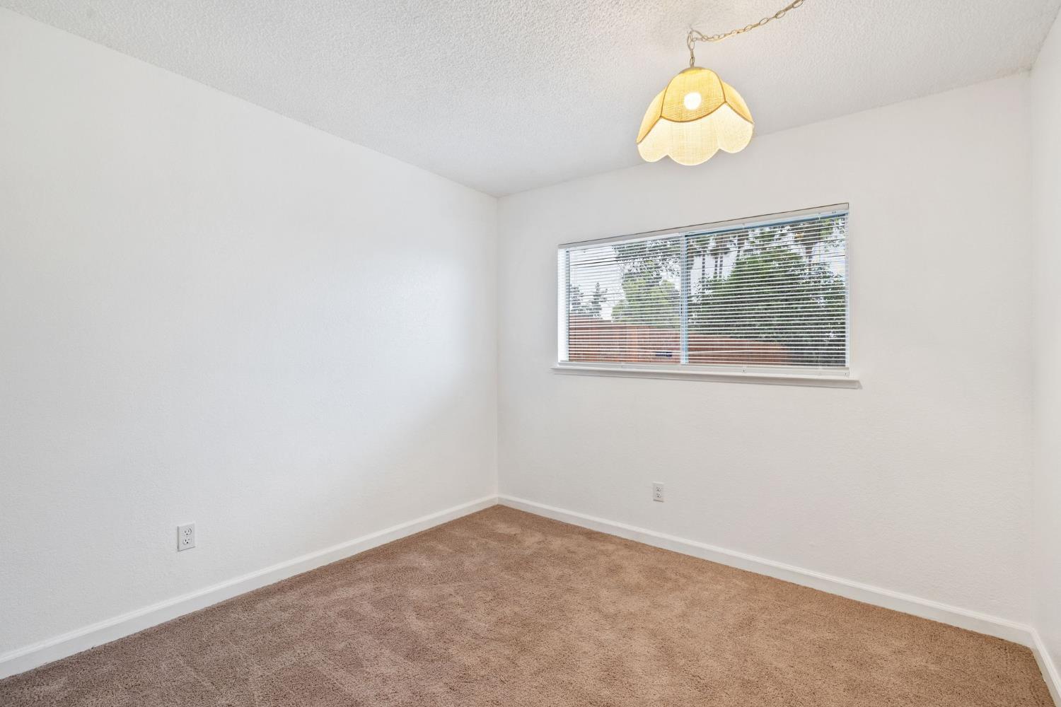 6860 Concert Way Sacramento, CA 95842 - Photo 35 of 45
