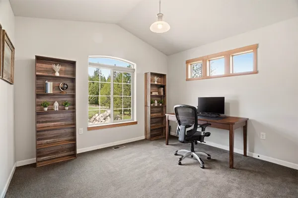 $729,950 | 34212 Vista Point Lane, Deer Park, WA 99006