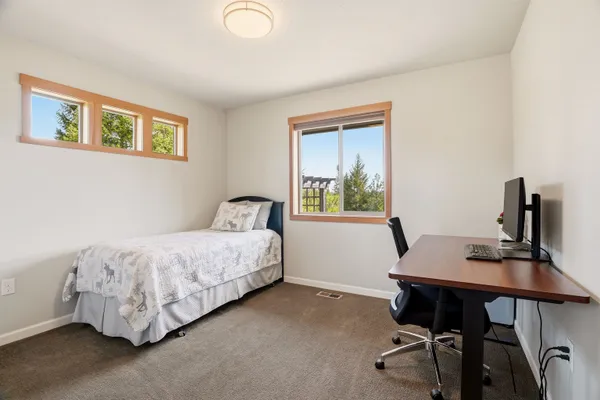 $729,950 | 34212 Vista Point Lane, Deer Park, WA 99006