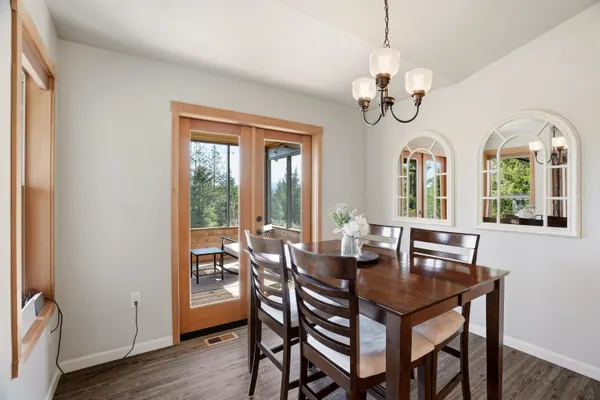 $729,950 | 34212 Vista Point Lane, Deer Park, WA 99006