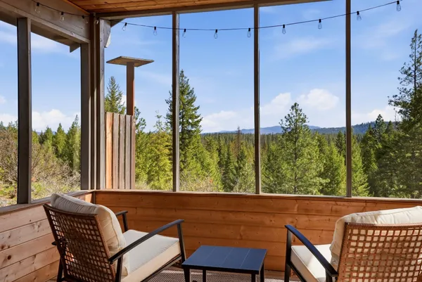 $729,950 | 34212 Vista Point Lane, Deer Park, WA 99006
