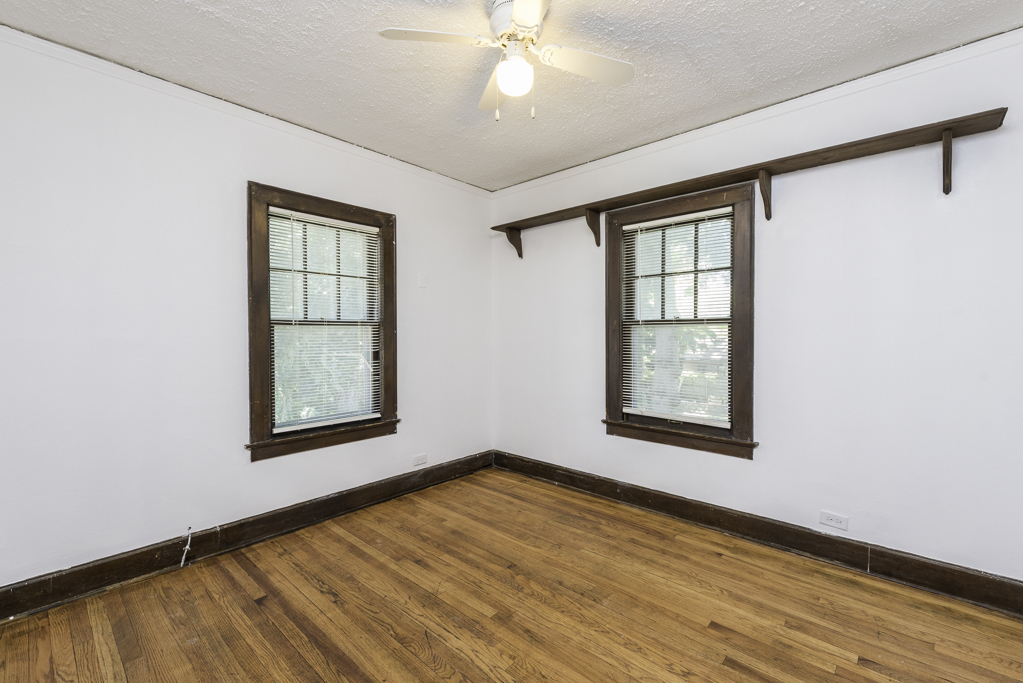 1609 North Sheridan Road Waukegan, IL 60085 - Photo 27 of 29