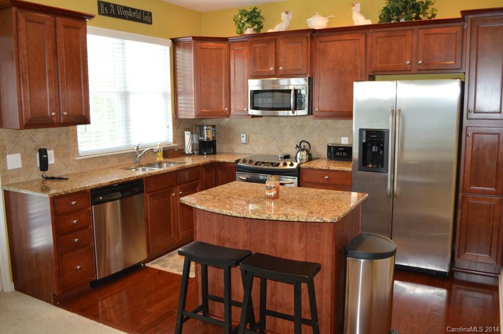 584 6th Baxter Crossing, Unit 21 Fort Mill, SC 29708 - Photo 3 of 12