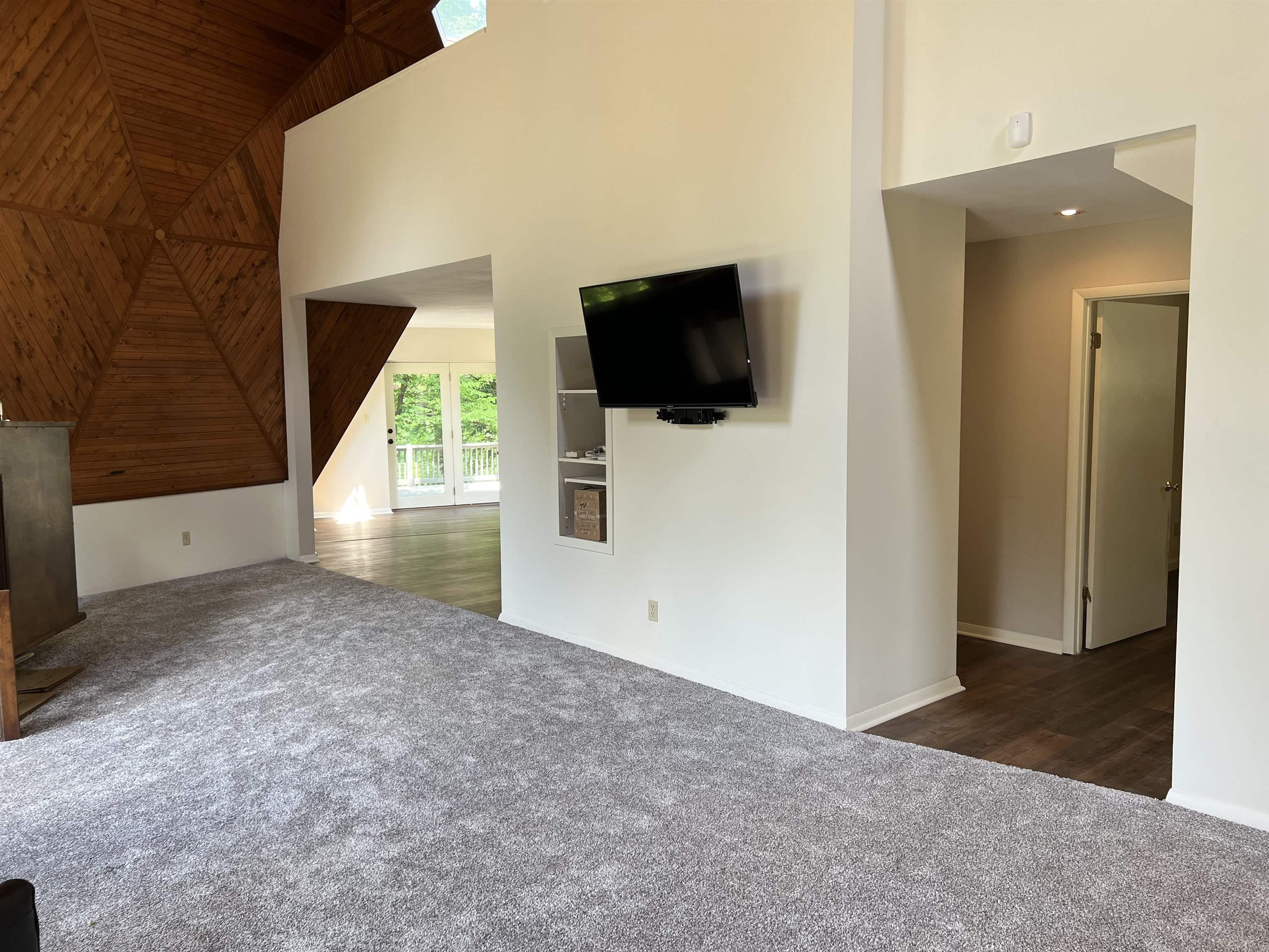 2967 East Kelly Branch Road Bloomfield, IN 47424 - Photo 12 of 35