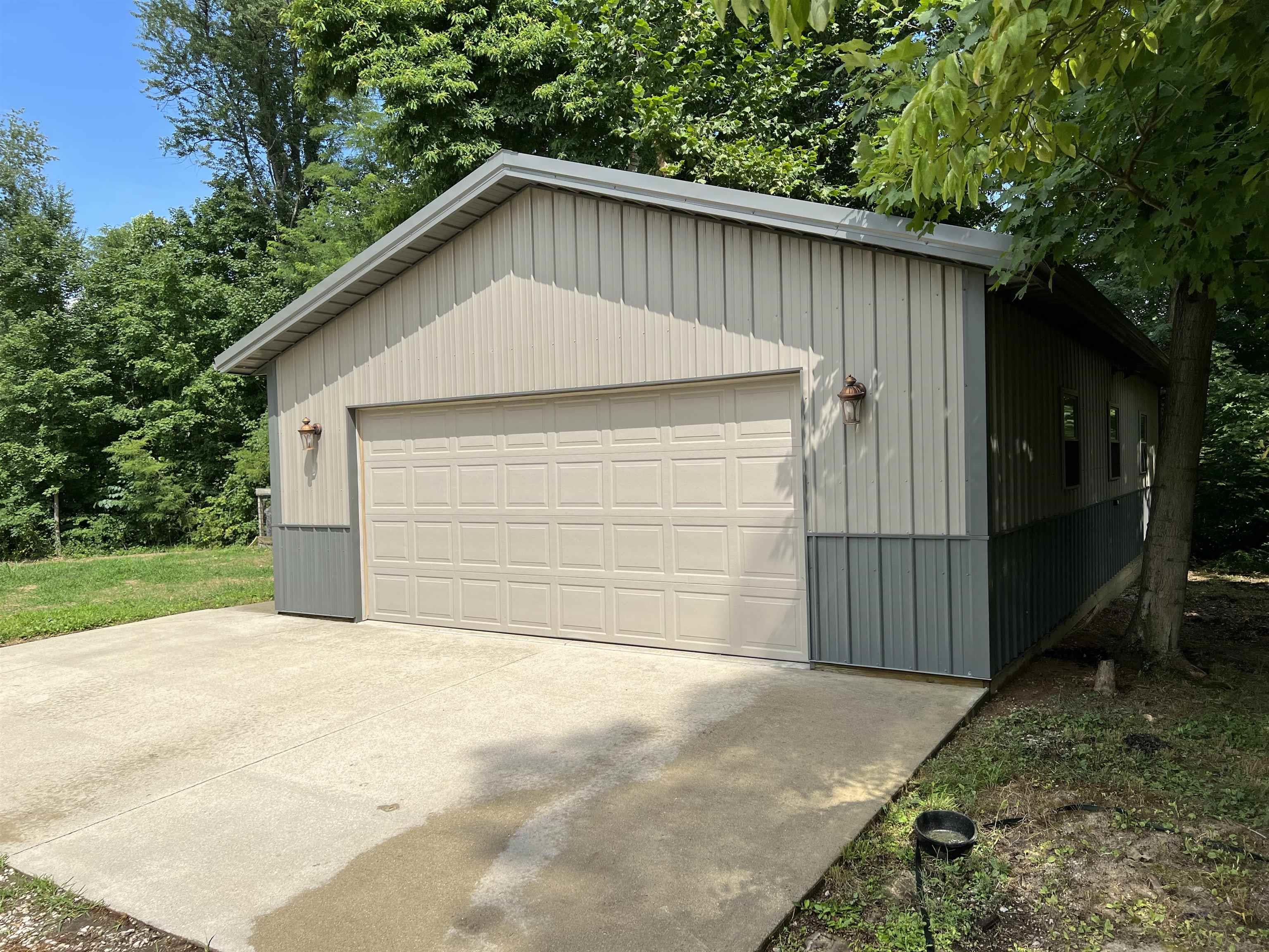 2967 East Kelly Branch Road Bloomfield, IN 47424 - Photo 4 of 35
