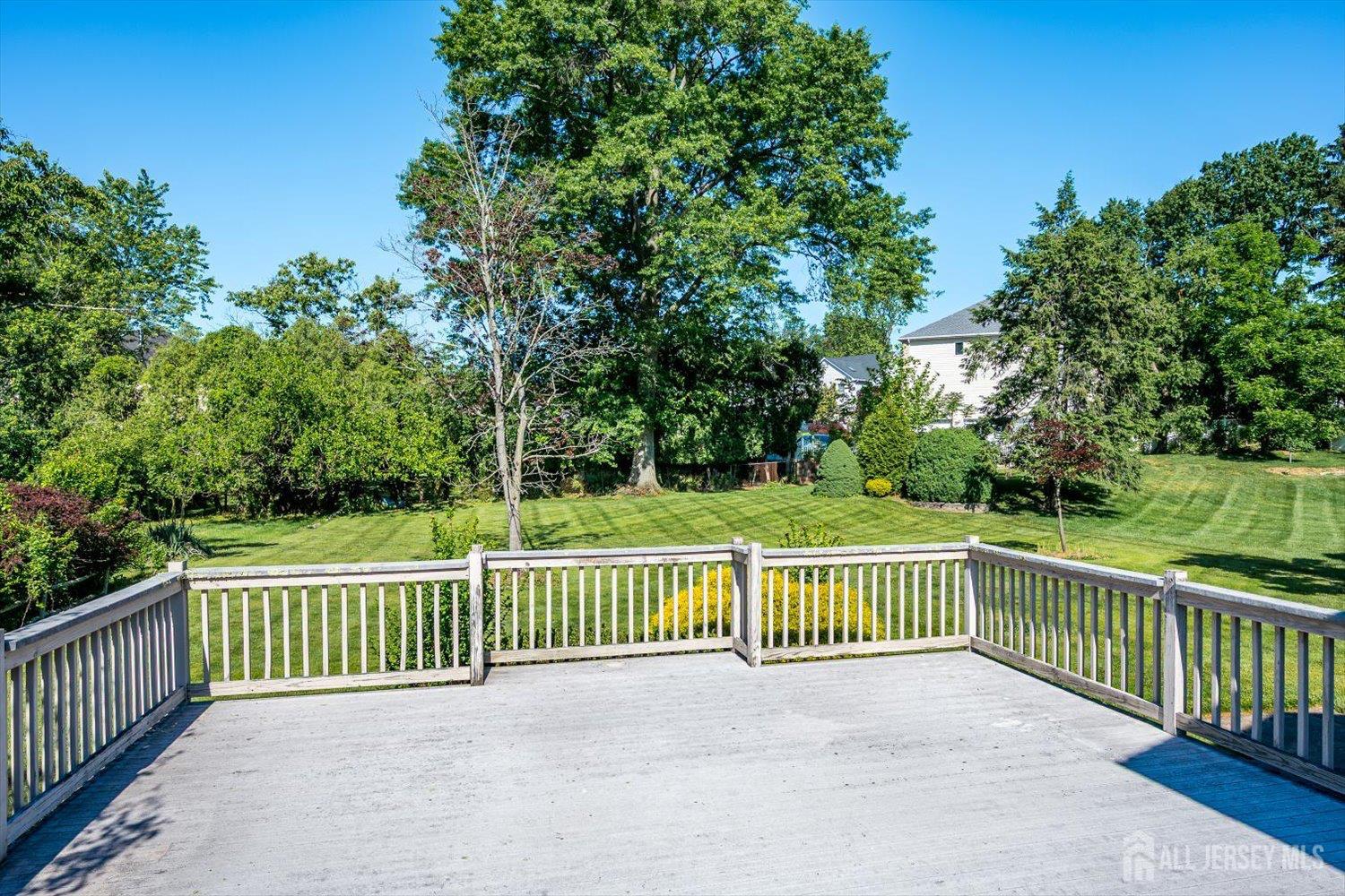 9 Annette Drive Edison, NJ 08820 - Photo 32 of 35