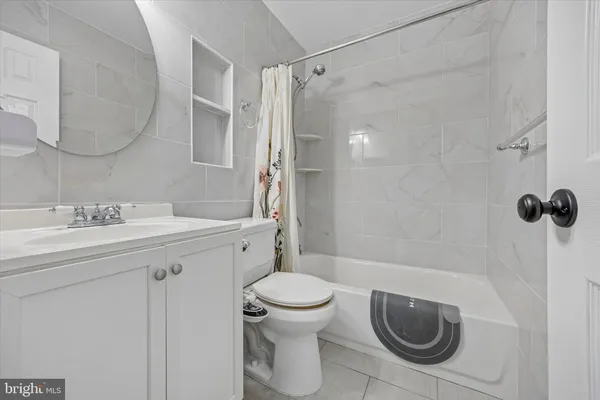 $260,000 | 12135 Academy Road, Unit 19, Philadelphia, PA 19154