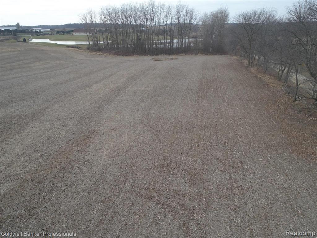 Parcel B Willis Road North Branch, MI 48461 - Photo 7 of 12