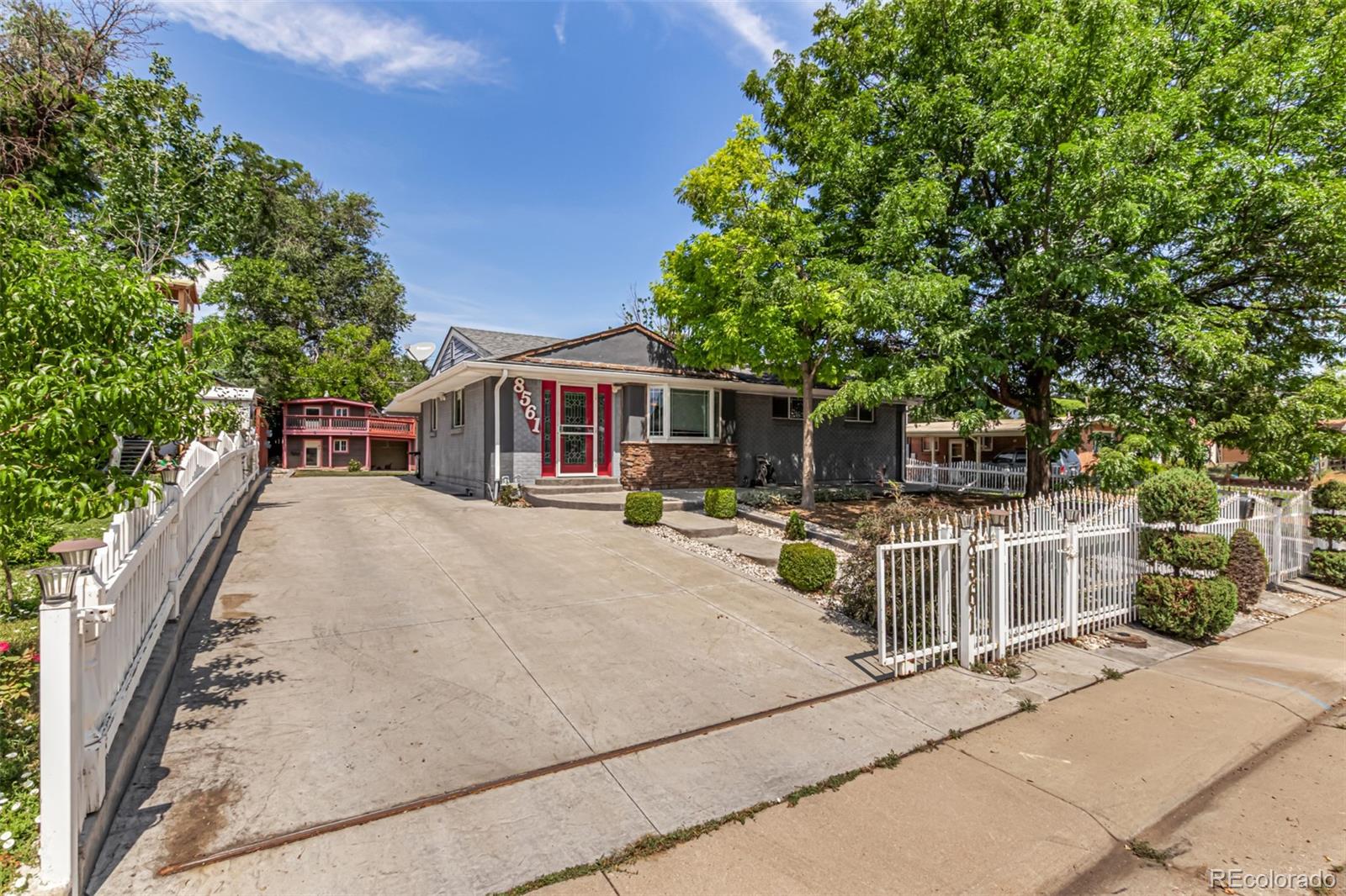 8561 Richard Road Denver, CO 80229 - Photo 2 of 45 Gallery Image 2