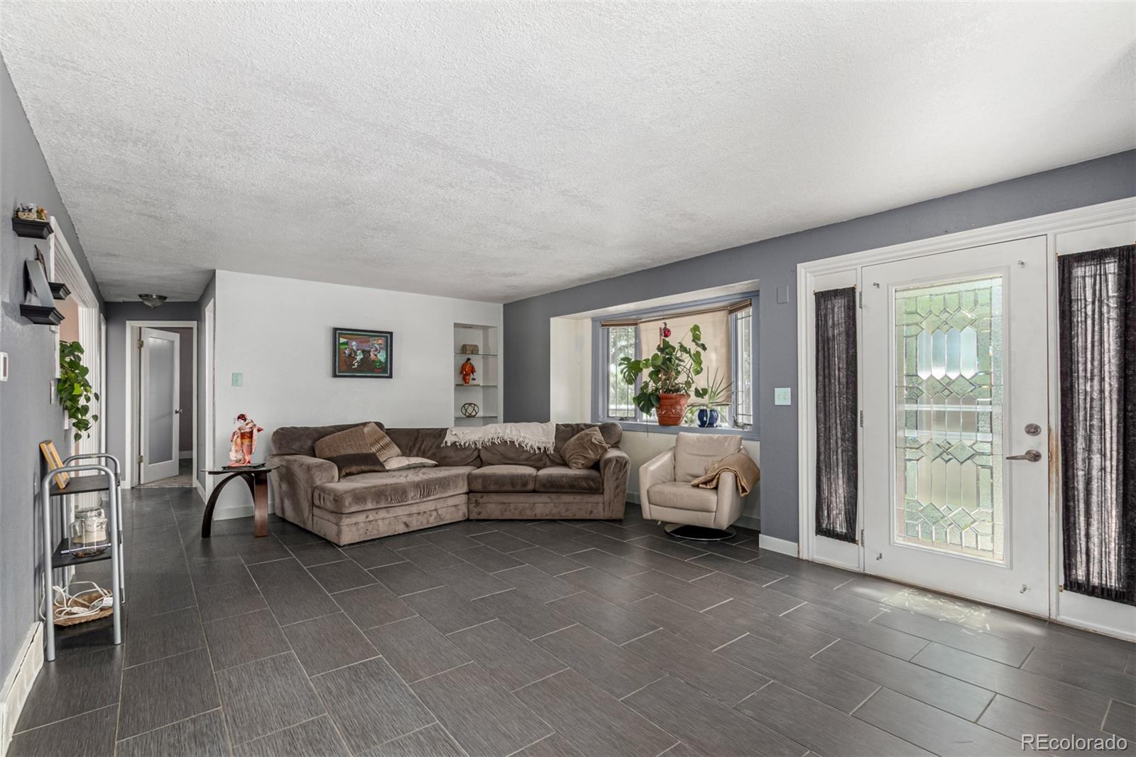 8561 Richard Road Denver, CO 80229 - Photo 10 of 45 Gallery Image 10