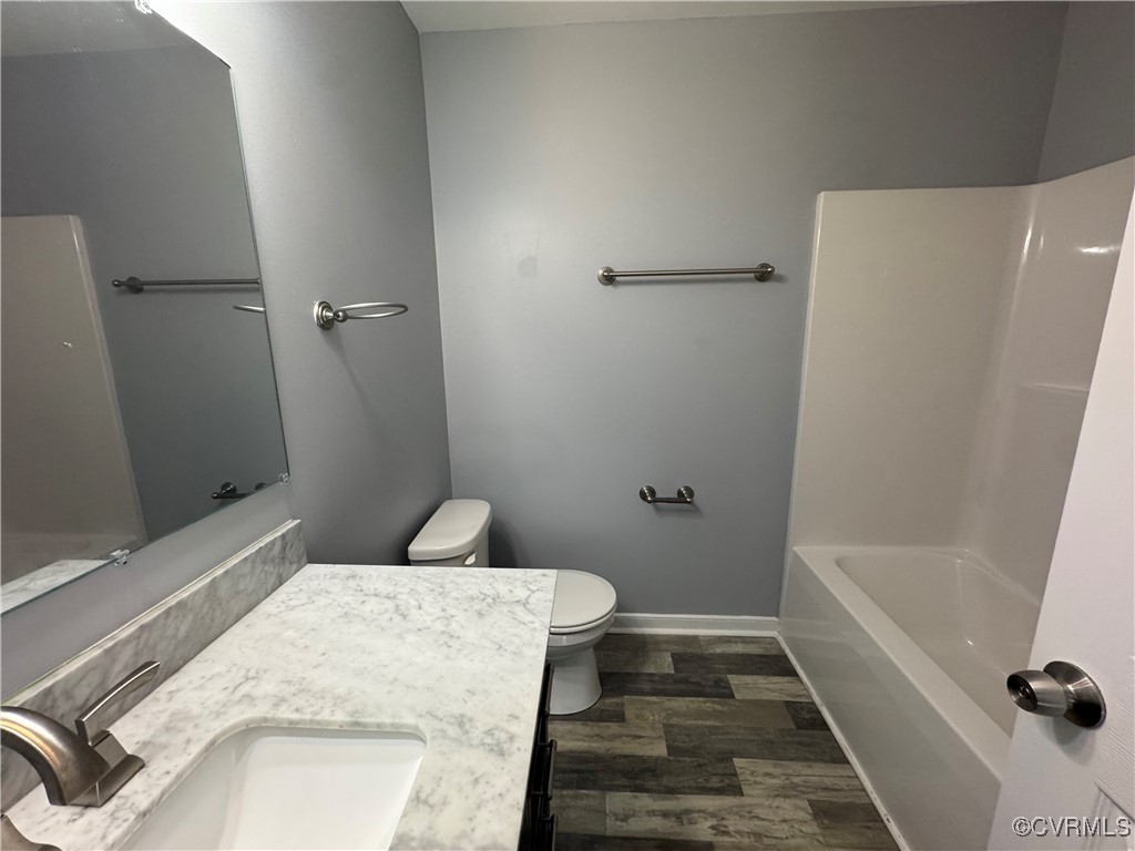 5318 Ridgerun Terrace Chesterfield, VA 23832 - Photo 11 of 15 Hall bath