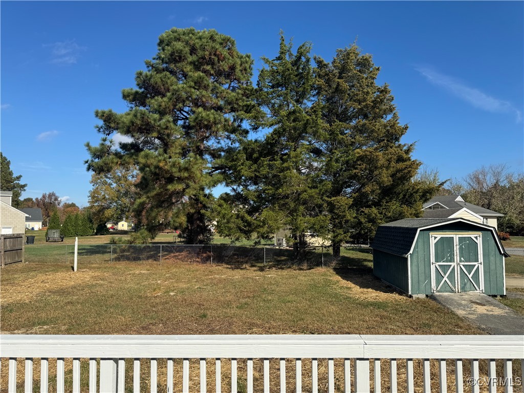 5318 Ridgerun Terrace Chesterfield, VA 23832 - Photo 13 of 15 fenced Backyard view
