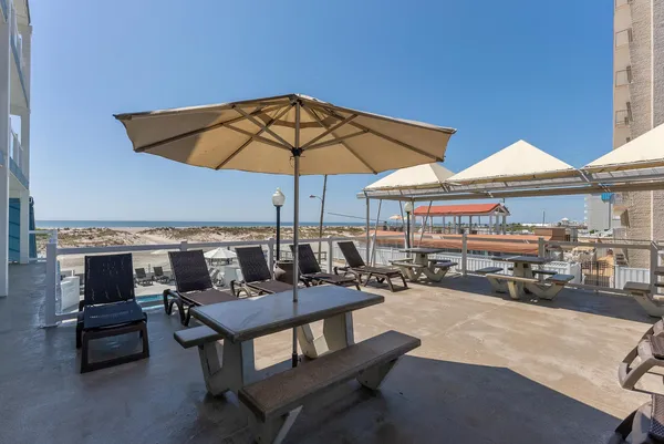 $425,000 | 9103 Atlantic Avenue, Unit 411, Wildwood Crest, NJ 08260